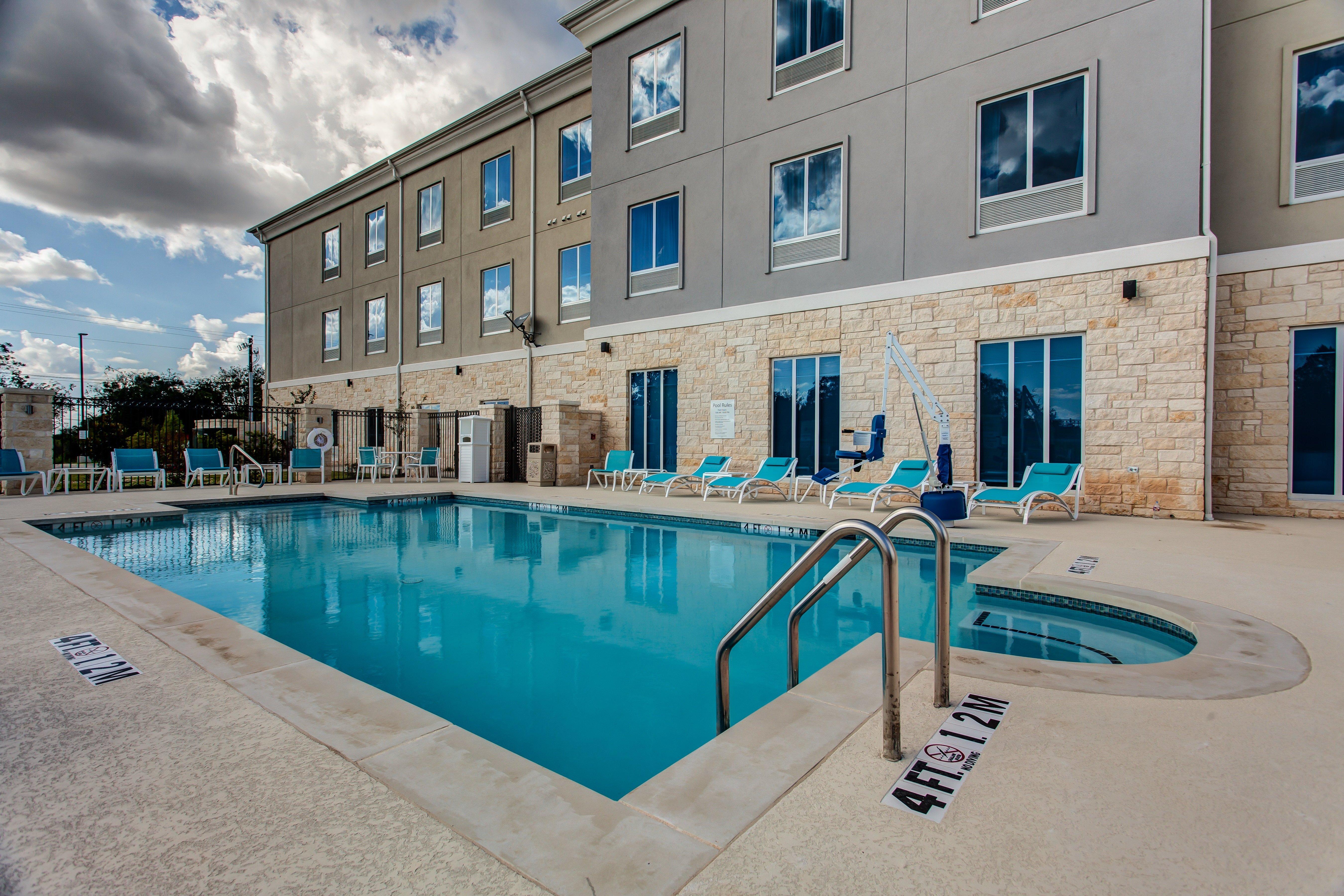 Holiday Inn Express & Suites Gatesville - N. Ft Hood By Ihg Extérieur photo